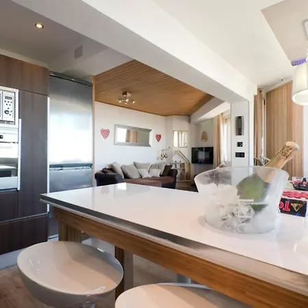 Apartment 3 Bdrm Penthouse In - 10 Pax Sierra Nevada