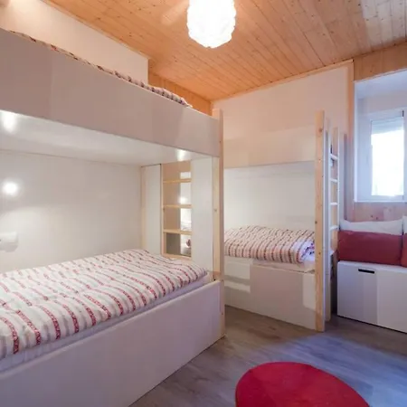 3 Bdrm Penthouse In - 10 Pax Apartment *