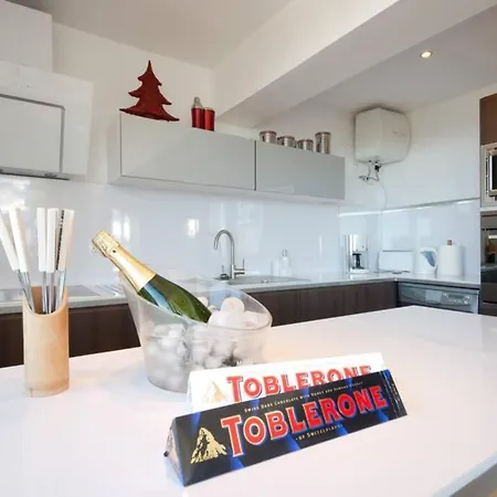 3 Bdrm Penthouse In - 10 Pax * Sierra Nevada